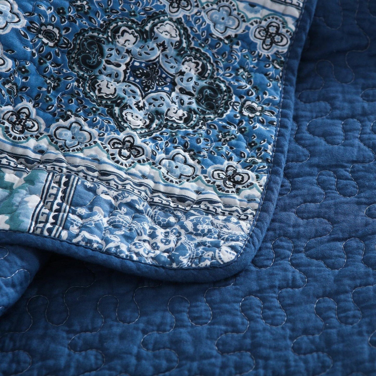 Pure Cotton Navy Blue Classic Bohemian Reversible Patchwork Quilt Sets 3 Pieces Coverlet Bedding Set with 2 Pillowcases