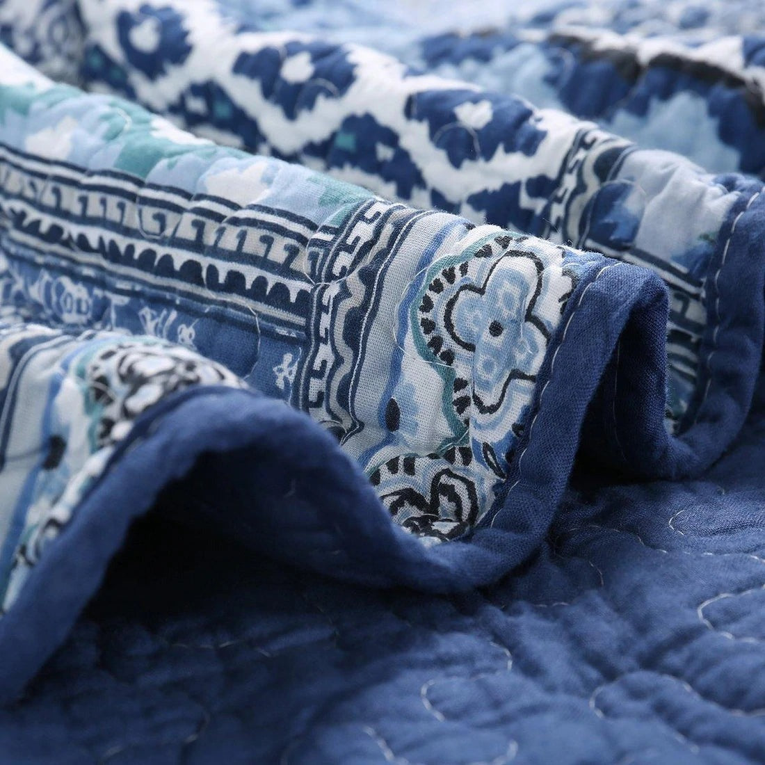 Pure Cotton Navy Blue Classic Bohemian Reversible Patchwork Quilt Sets 3 Pieces Coverlet Bedding Set with 2 Pillowcases