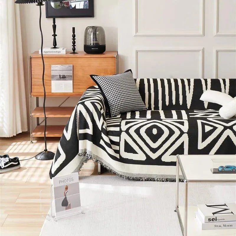 Boho Chenille Pattern Throw Blanket with Tassel │ Simple Nordic Jacquard Reversible Double Sided Sofa Cover