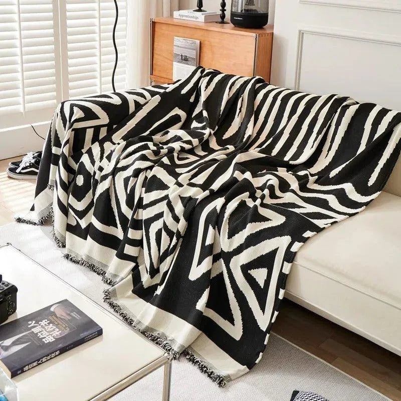 Boho Chenille Pattern Throw Blanket with Tassel │ Simple Nordic Jacquard Reversible Double Sided Sofa Cover