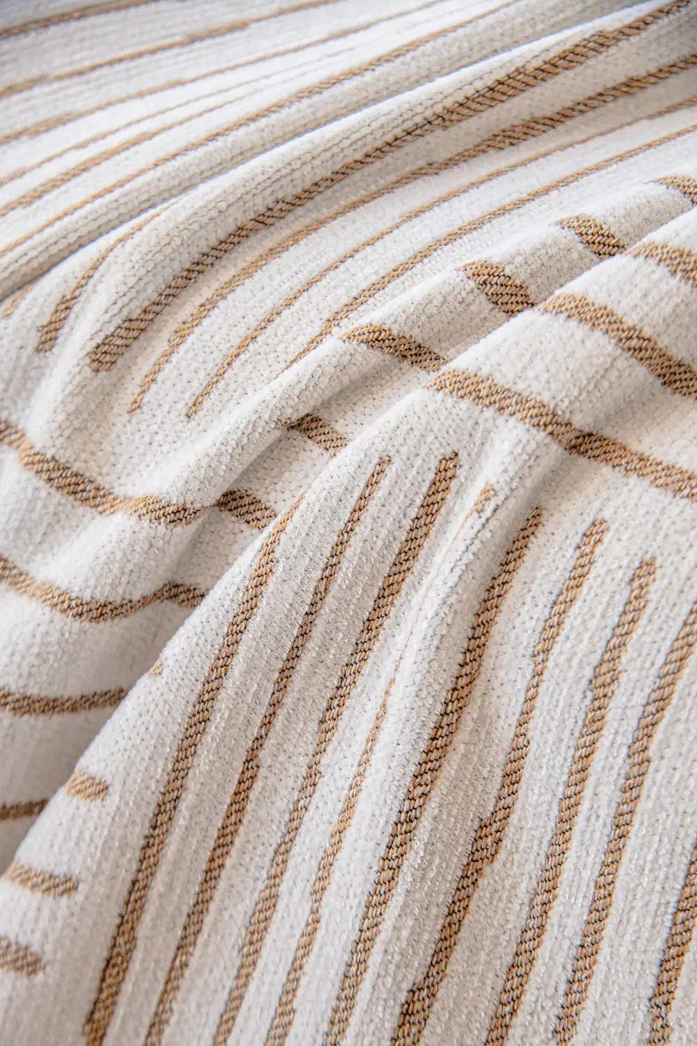 Chenille Striped Pattern Throw Blanket with Tassel 2 │ Nordic Jacquard Reversible Anti-cat Scratch Protection Sofa Cover