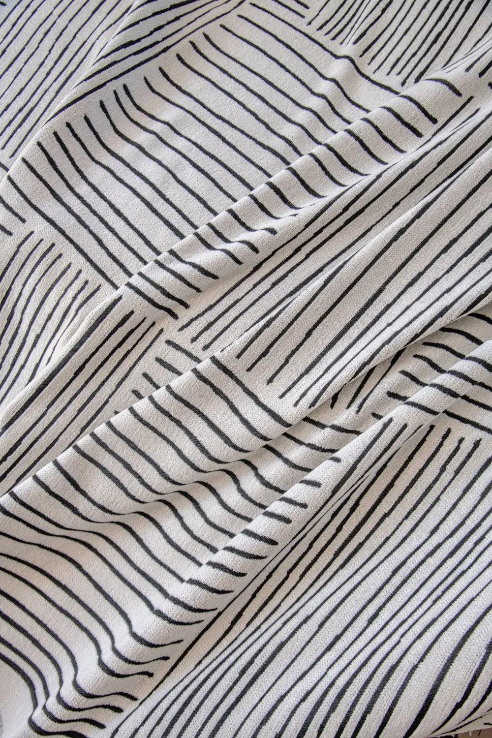 Chenille Striped Pattern Throw Blanket with Tassel 2 │ Nordic Jacquard Reversible Anti-cat Scratch Protection Sofa Cover