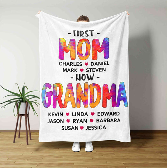 First Mom Now Grandma Blanket, Custom Kids Name Blanket, Mothers Day Gift, Grandma Gift, Mothers Day Blanket, New Grandma Gift