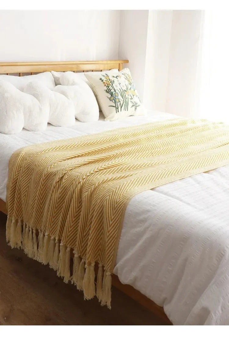 Modern Retro Geometric Knitted Blanket with Tassel │ Nordic Style Plaid Bedspread