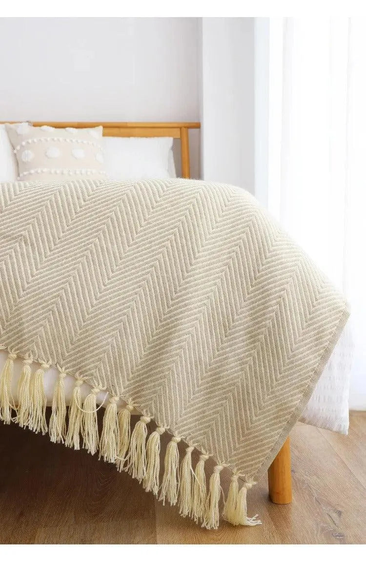 Modern Retro Geometric Knitted Blanket with Tassel │ Nordic Style Plaid Bedspread