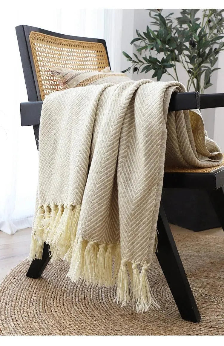 Modern Retro Geometric Knitted Blanket with Tassel │ Nordic Style Plaid Bedspread