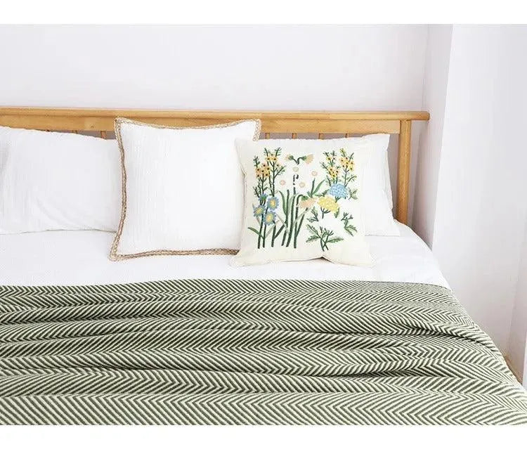 Modern Retro Geometric Knitted Blanket with Tassel │ Nordic Style Plaid Bedspread