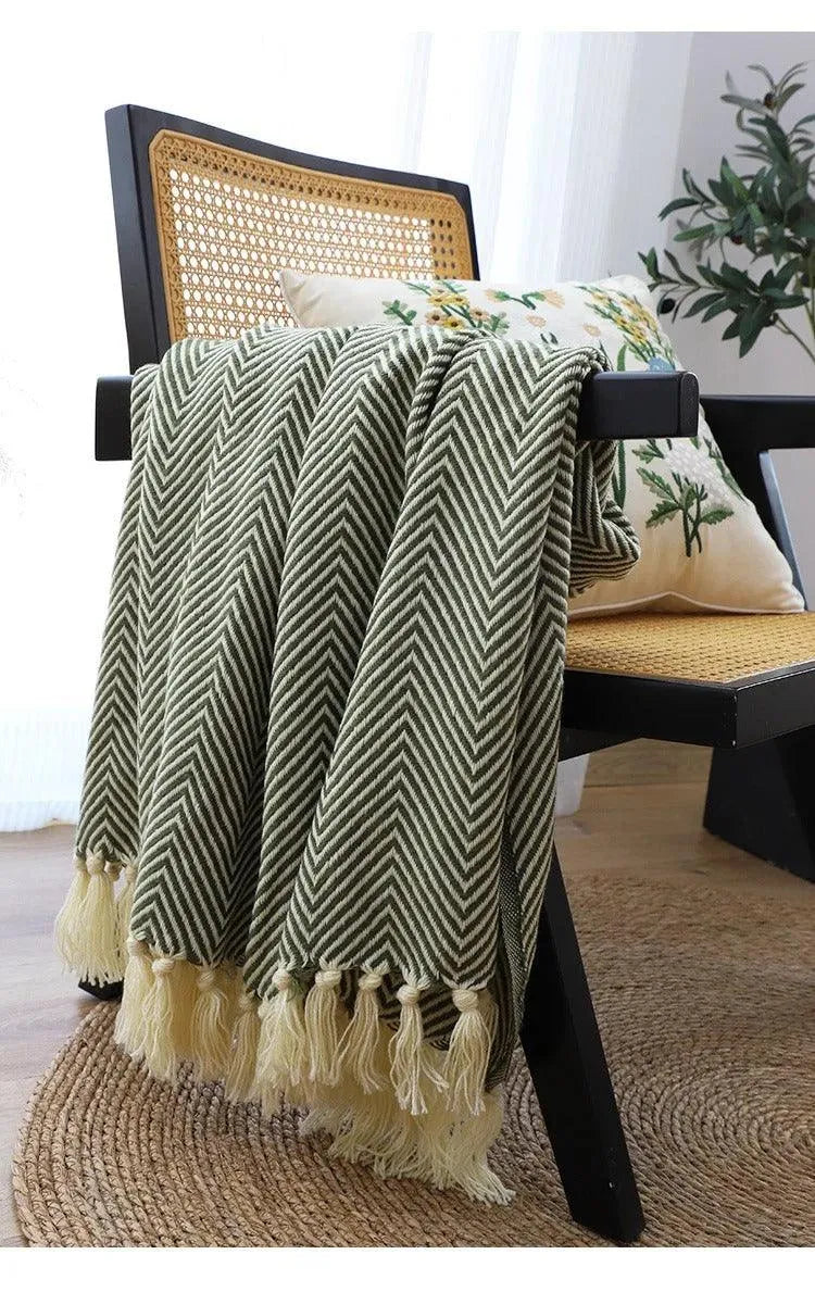 Modern Retro Geometric Knitted Blanket with Tassel │ Nordic Style Plaid Bedspread
