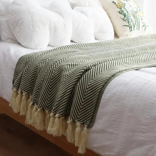 Modern Retro Geometric Knitted Blanket with Tassel │ Nordic Style Plaid Bedspread