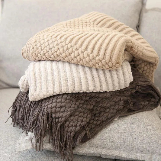 Simple Nordic Throw Blanket with Tassel │ Neutral Color Woven Blankets Bedspread